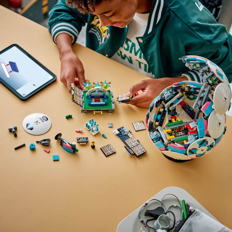 LEGO Editions Football 43019 Nogometna žoga