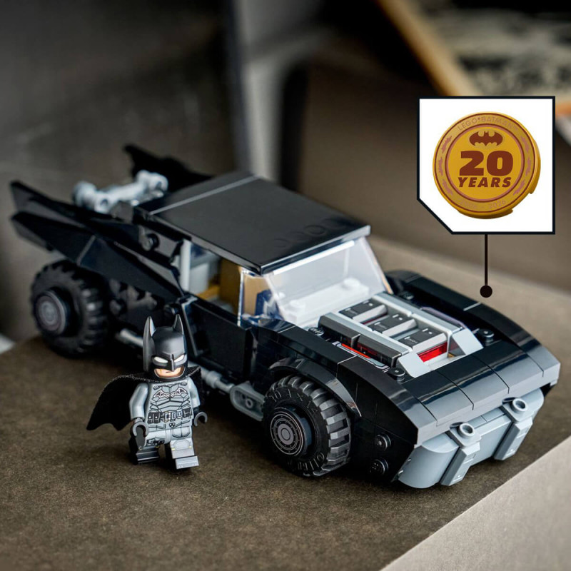 LEGO Super Heroes 76332 Batman  Batmobile