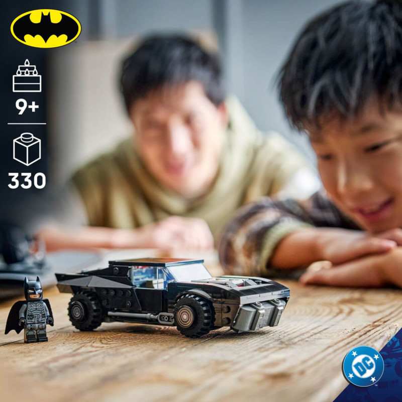 LEGO Super Heroes 76332 Batman  Batmobile