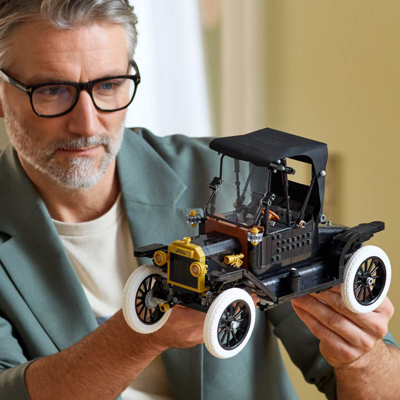LEGO Icons 11376 Ford Model T
