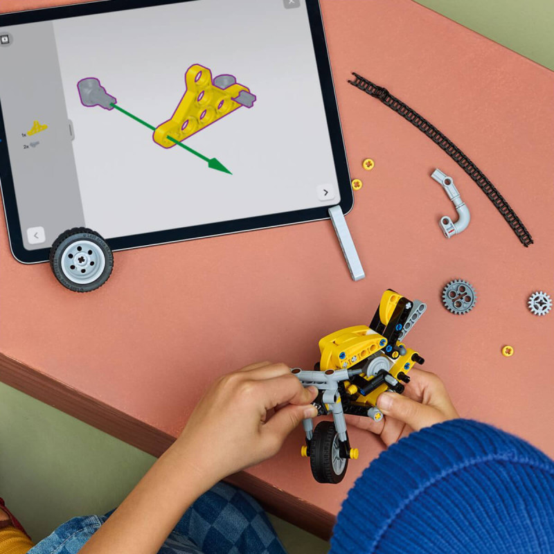 LEGO Technic 42225 Rumeni motor