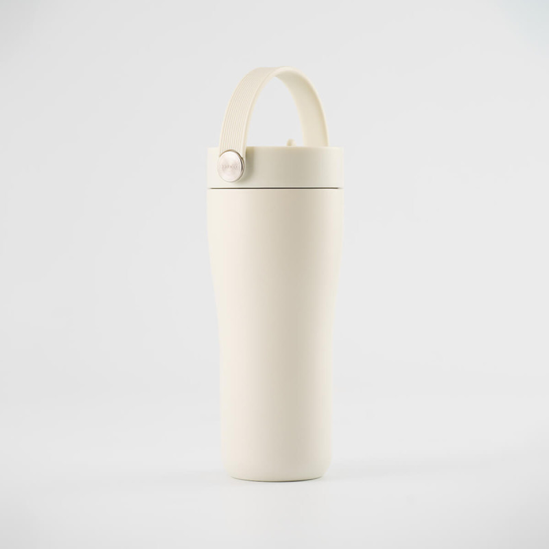 Eleganten velik termo lonček Carry z zložljivo slamico + ščetka za čiščenje slamice 600 ml, sand