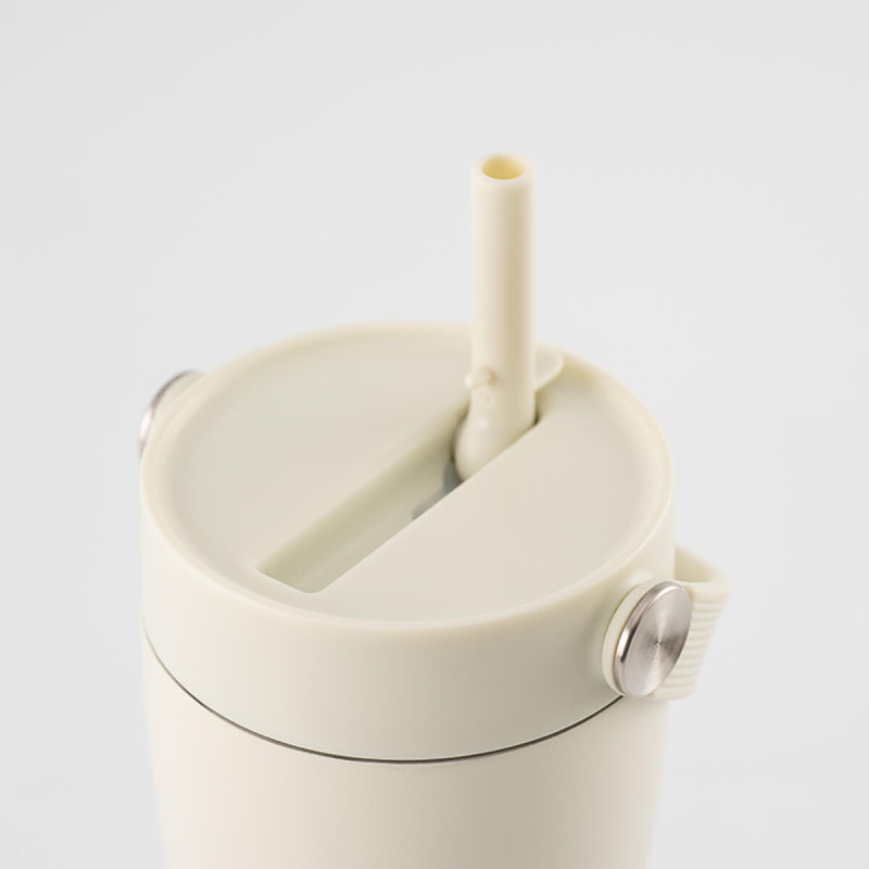 Eleganten velik termo lonček Carry z zložljivo slamico + ščetka za čiščenje slamice 600 ml, sand