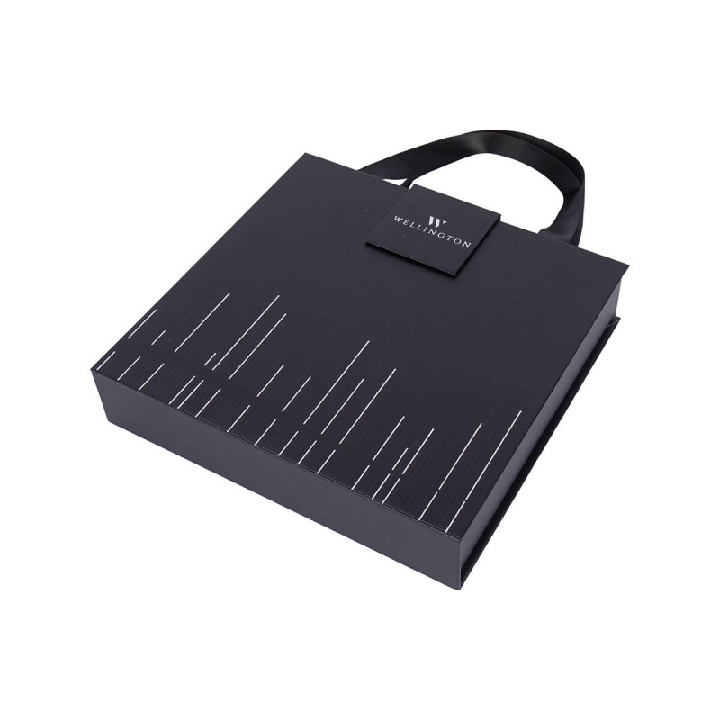 Pisalni set Oxford, vsebuje notesnik A5 in Wellington kemični svinčnik, v darilnem pakiranju, črn.