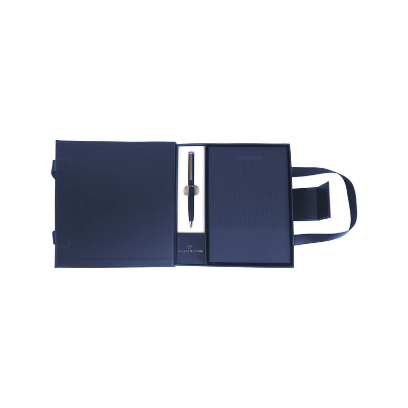 Pisalni set Oxford, vsebuje notesnik A5 in Wellington kemični svinčnik, v darilnem pakiranju, moder.