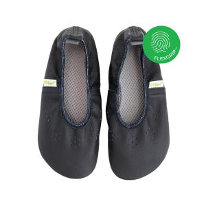 Dekliški usnjeni copati Flexgrip Fly, Črne, št. 33