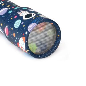 Kalejdoskop, Space, Legami