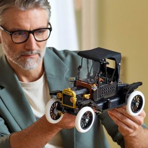 LEGO Icons 11376 Ford Model T
