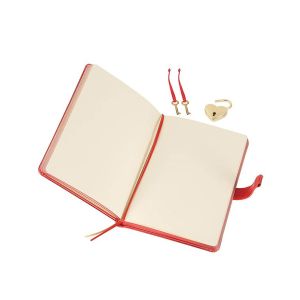 Spominska knjiga s ključem, Victoria s Journals, Hush Hush, rdeča